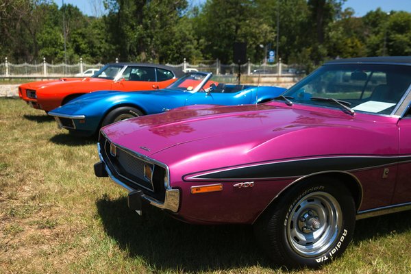 Enhance your tweed jacket: must-have accessories for stylish uk country club attire